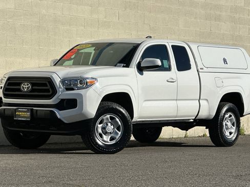 Used 2021 Toyota Tacoma SR image 8