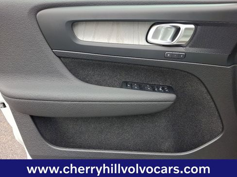 New 2026 Volvo EX40 Plus w/ Climate Package image 8