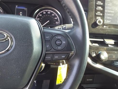 Used 2023 Toyota Camry SE FWD image 22