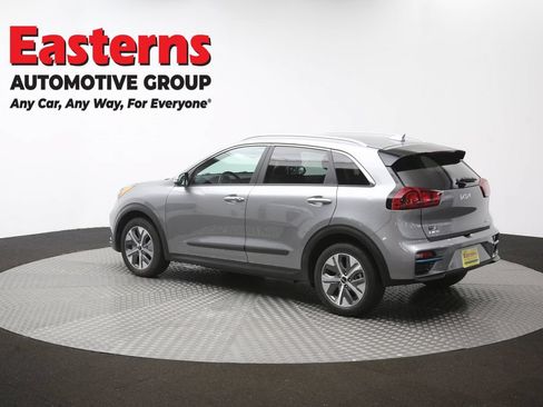 Used 2022 Kia Niro EX FWD image 64