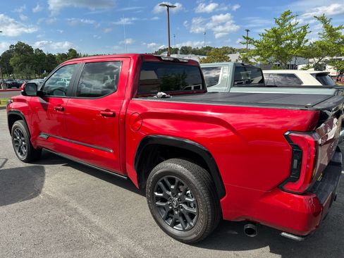 Used 2025 Toyota Tundra Platinum image 3