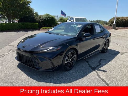 Used 2025 Toyota Camry XSE w/ Premium Plus Package FWD image 1