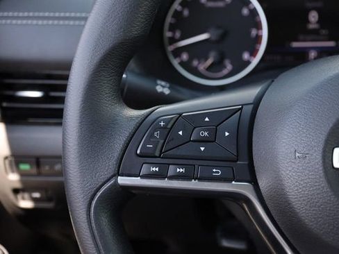 Certified 2024 Nissan Sentra SV FWD image 11