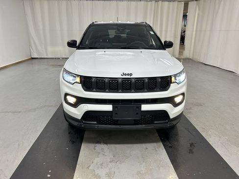 Used 2023 Jeep Compass Latitude AWD/4WD image 3