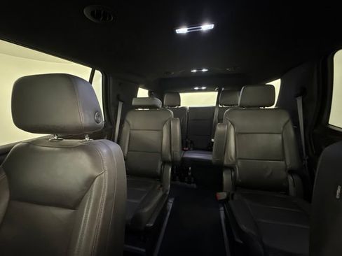 Used 2023 Chevrolet Tahoe LT w/ Luxury Package RWD image 26