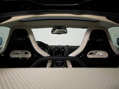 Used 2023 McLaren GT image 46