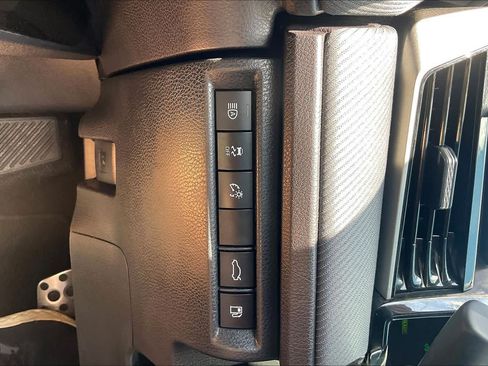 Used 2026 Toyota Camry SE w/ Convenience Package FWD image 33