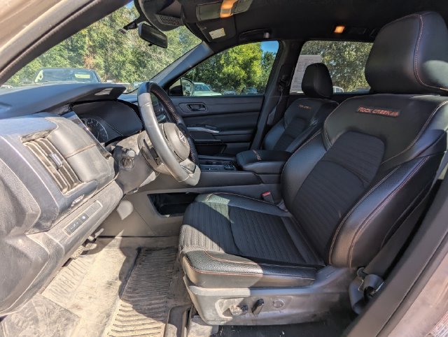 Used 2024 Nissan Pathfinder Rock Creek AWD/4WD image 5