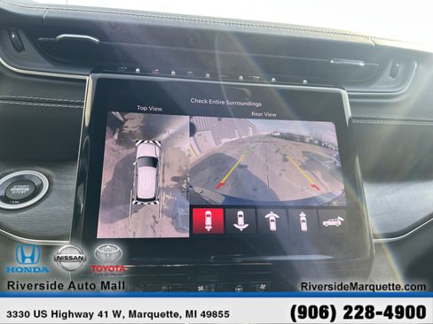 Used 2022 Jeep Grand Cherokee L Overland w/ Advanced Protech Group III image 22