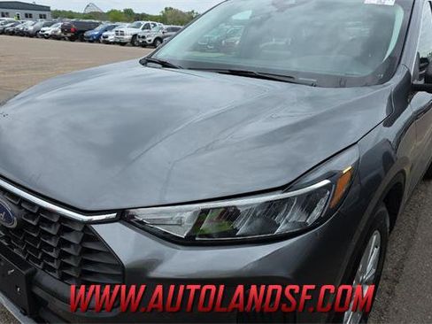 Used 2024 Ford Escape Active AWD/4WD image 1