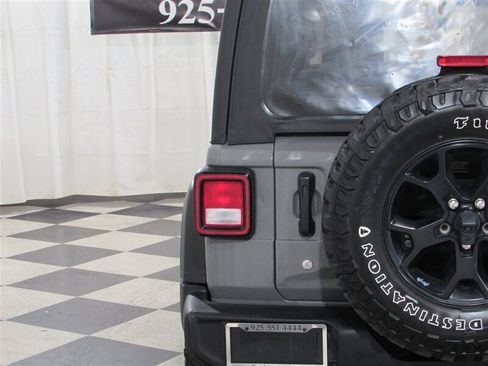 Used 2021 Jeep Wrangler Unlimited Sport image 36