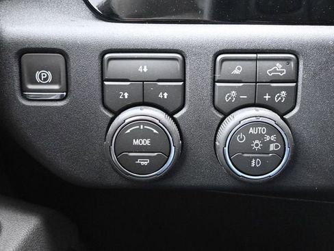 New 2026 Chevrolet Silverado 3500 LT image 25