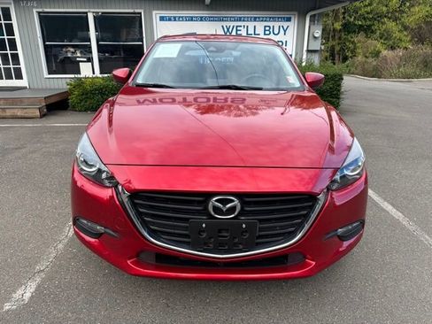 Used 2017 MAZDA MAZDA3 Touring image 2