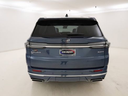 Used 2025 Buick Enclave Avenir image 4