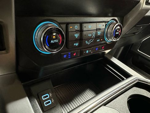 Used 2019 Ford F350 Platinum w/ Platinum Ultimate Package image 28