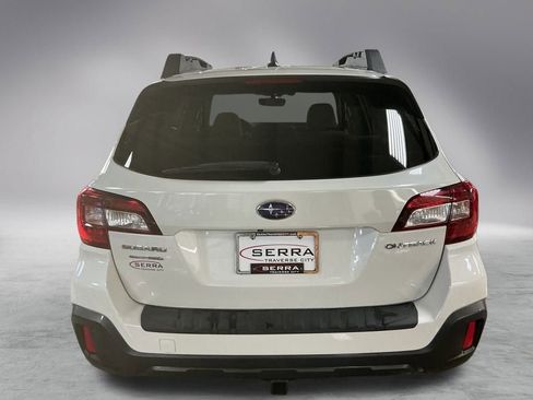 Used 2019 Subaru Outback 2.5i Premium image 4