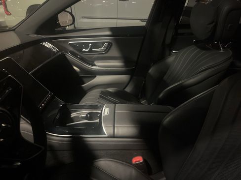 Used 2022 Mercedes-Benz S 500 4MATIC image 5