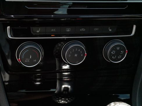 Certified 2020 Volkswagen GTI S FWD image 23
