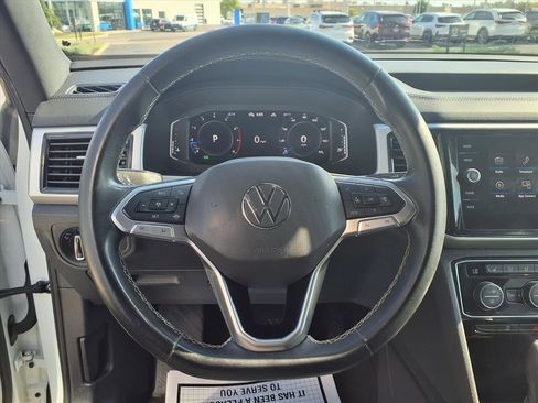 Used 2022 Volkswagen Atlas Cross Sport SE image 14