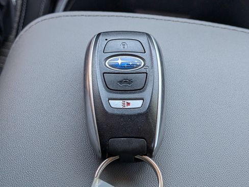 Used 2025 Subaru Outback Premium w/ Popular Package #1A AWD/4WD image 36