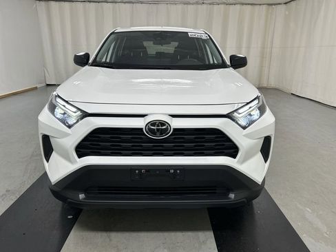 Used 2023 Toyota RAV4 LE image 3