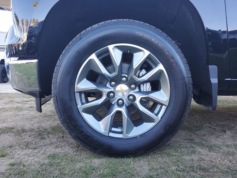 New 2026 Chevrolet Silverado 1500 LT image 6