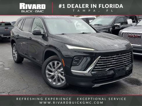 Used 2025 Buick Enclave Preferred image 1