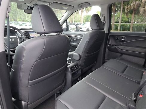 Used 2023 Honda Ridgeline RTL-E image 10