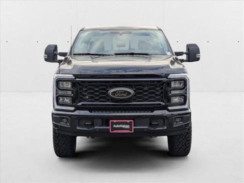 New 2025 Ford F250 Lariat w/ Lariat Ultimate Package image 6