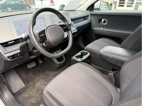 Used 2024 Hyundai Ioniq 5 SEL AWD/4WD image 2