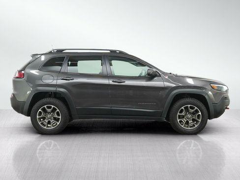 Used 2020 Jeep Cherokee Trailhawk w/ Cold Weather Group AWD/4WD image 6
