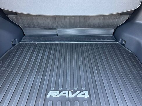 Certified 2025 Toyota RAV4 LE AWD/4WD image 14