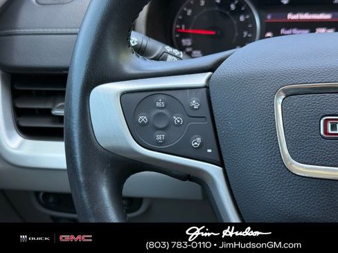 Used 2022 GMC Terrain SLT w/ LPO, Floor Liner Package AWD/4WD image 30