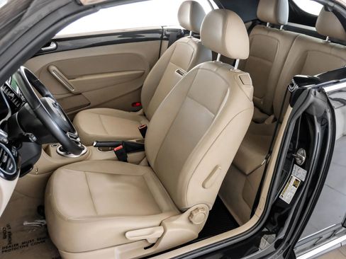 Used 2014 Volkswagen Beetle 1.8T image 20