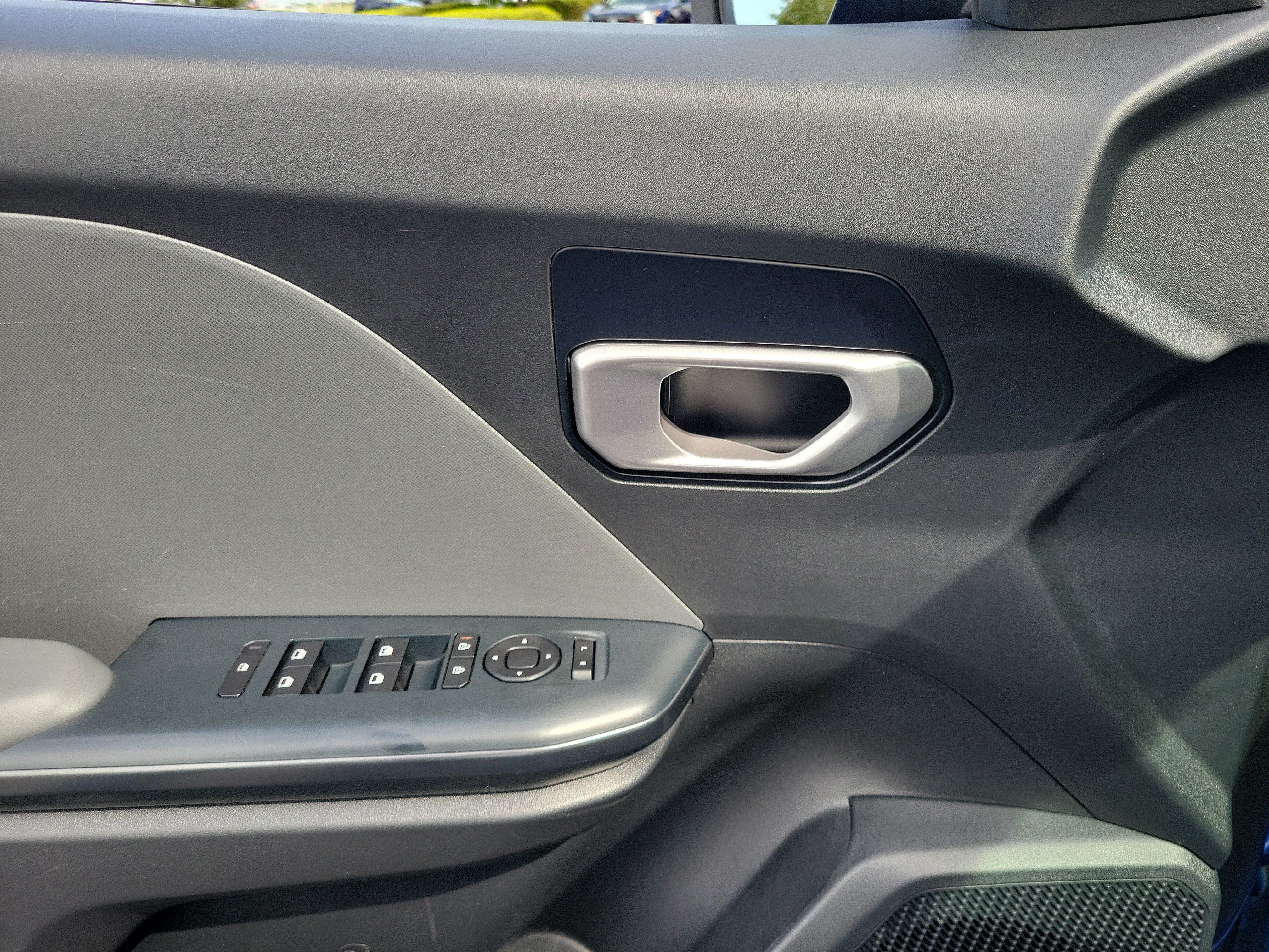 Used 2025 Kia K4 FWD image 17