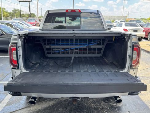Used 2018 GMC Sierra 1500 Denali w/ Denali Ultimate Package AWD/4WD image 12