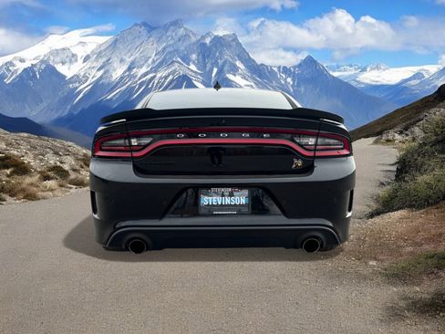 Used 2022 Dodge Charger Scat Pack w/ Plus Group image 4