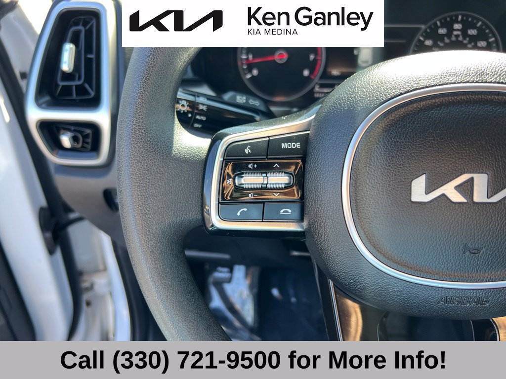 Certified 2023 Kia Sorento LX AWD/4WD image 29