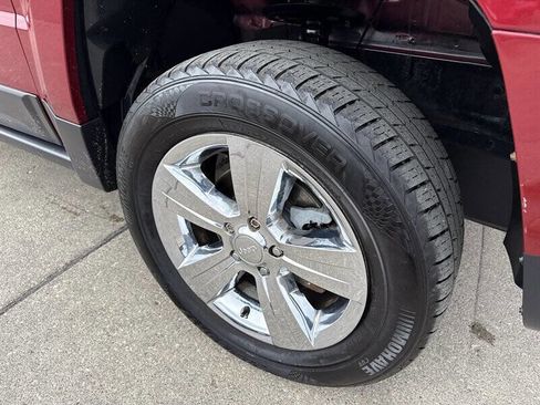 Used 2017 Jeep Patriot Latitude image 13