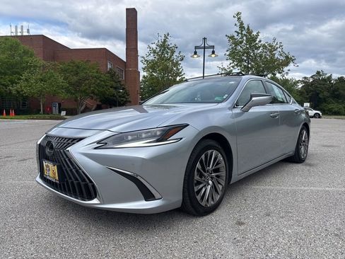 Used 2025 Lexus ES 350 Ultra Luxury FWD image 6