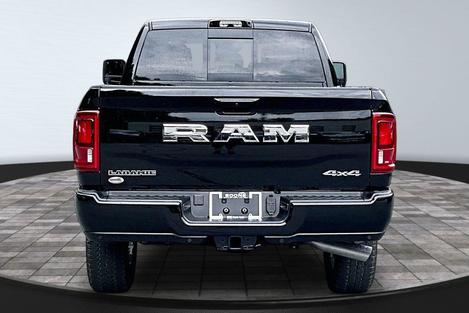 New 2026 RAM 2500 Laramie AWD/4WD image 5