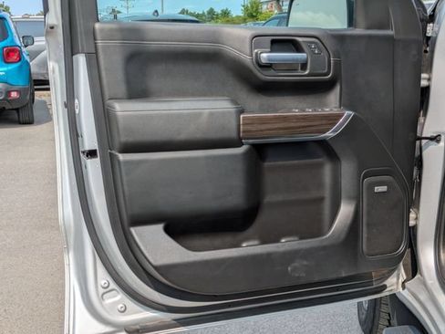 Used 2021 Chevrolet Silverado 1500 RST w/ Convenience Package II AWD/4WD image 6