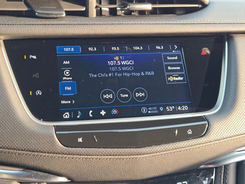 New 2025 Cadillac XT5 Luxury image 28