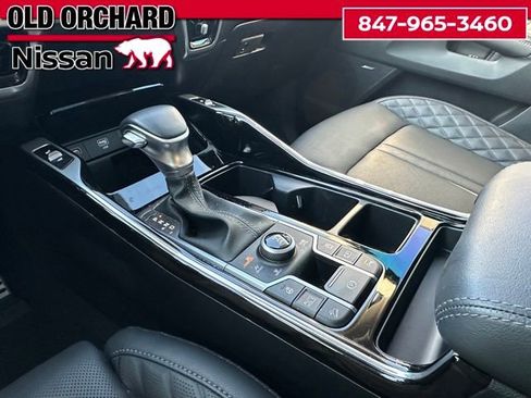 Used 2023 Kia Sorento SX image 16