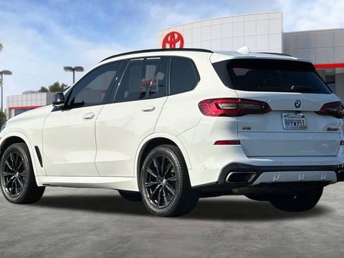Used 2020 BMW X5 M50i w/ Premium Package image 8