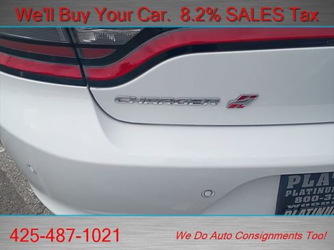 Used 2019 Dodge Charger SXT AWD/4WD image 17