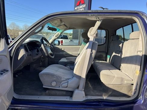 Used 2000 Toyota Tundra SR5 image 14