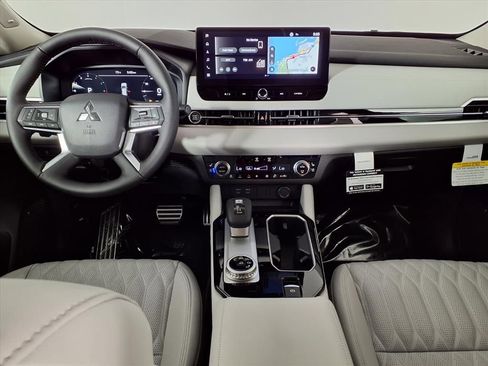 New 2026 Mitsubishi Outlander SEL FWD image 12