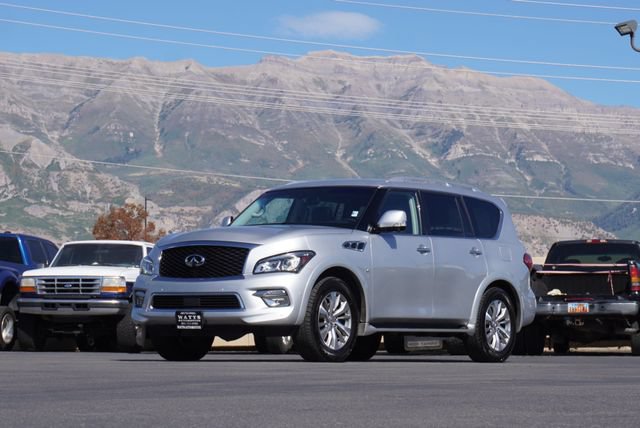 Used 2017 INFINITI QX80 4WD image 3