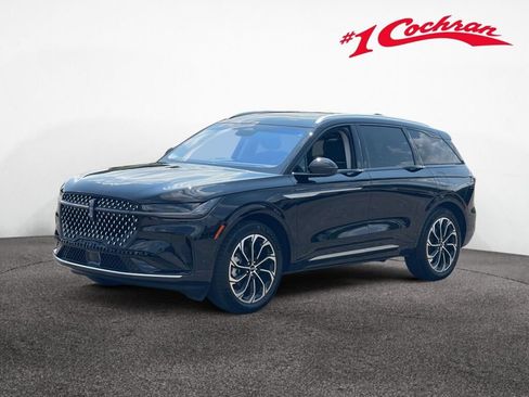 Used 2024 Lincoln Nautilus Reserve w/ Equipment Group 203A AWD/4WD image 35
